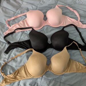 Set of 3 B.Tempt’d Future Foundation t-shirt bras by Wacoal. Size 34D